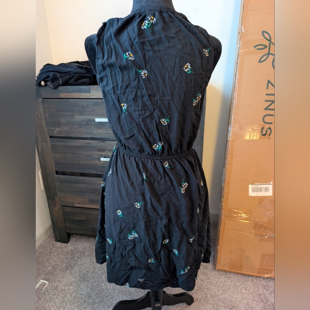 Floral Black Dress - Picture 3 of 3